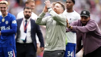 kaiyun中心-切尔西本赛季三个教练三战利兹联，只有临时主帅麦克法兰赢了